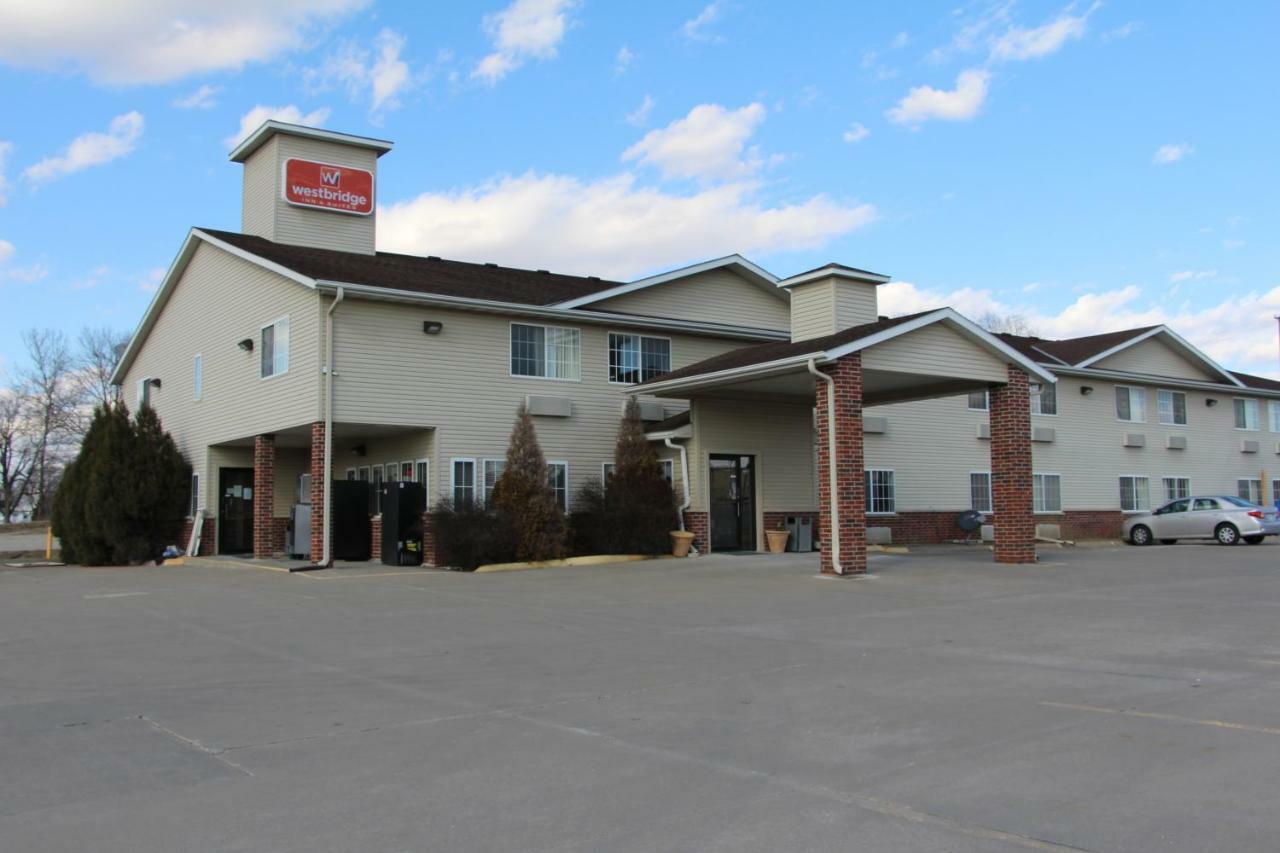 Westbridge Inn & Suites Carrollton Exterior photo